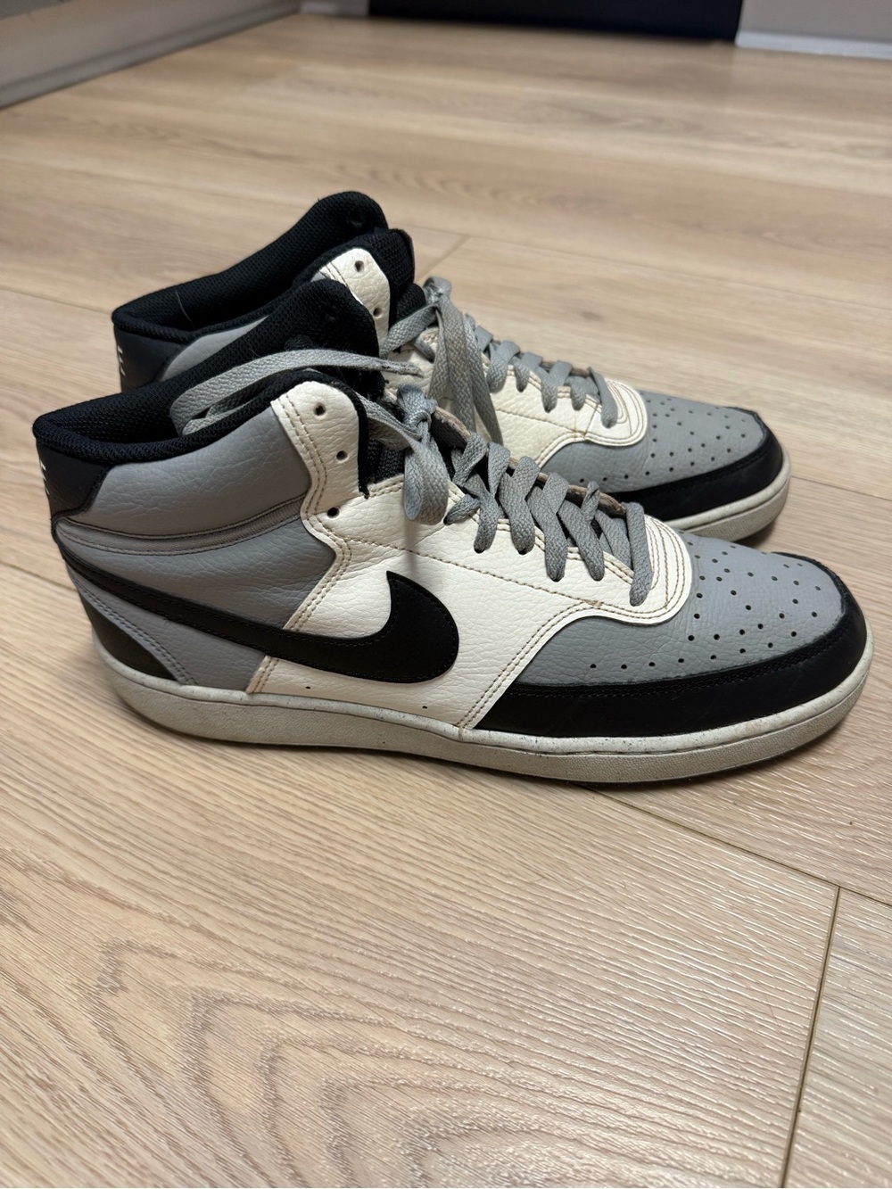 Nike Court Vision Mid sneakers featuring grey, white, black leather men’s 10.5